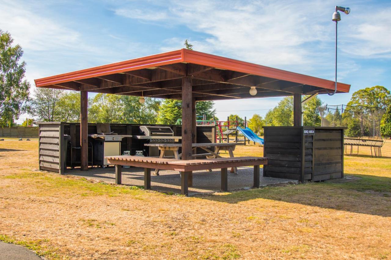 Parklands Motorlodge & Holiday Park Turangi Zewnętrze zdjęcie